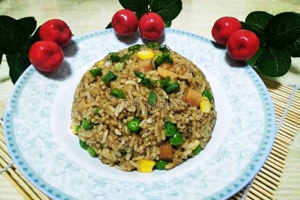 酱油炒饭的做法图解10