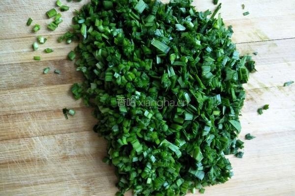 素三馅（韭菜粉丝鸡蛋）大包子的做法图解4