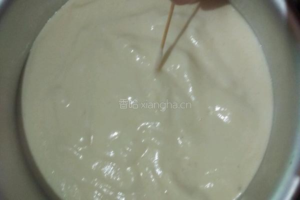 6寸拉花戚风蛋糕的做法图解10