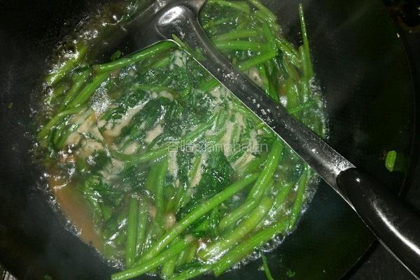 清炒茼蒿的做法图解6