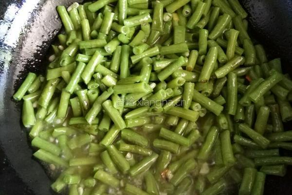 炒长豆角的做法图解6