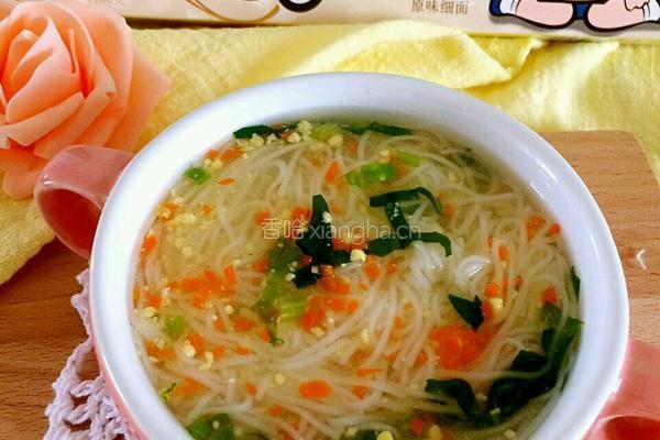 胡萝卜青菜细面的做法图解8
