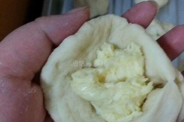 奶油小面包的做法图解5