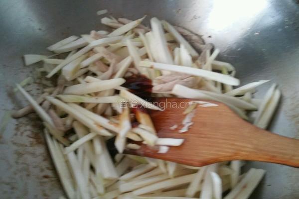 茭白炒肉丝的做法图解8
