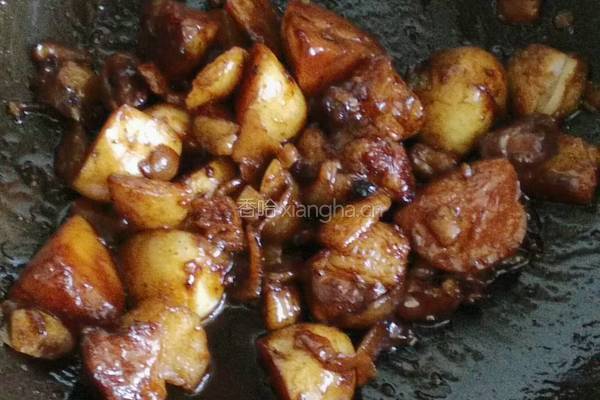 土豆红烧肉的做法图解5