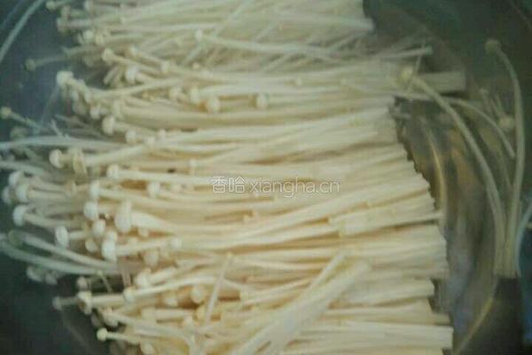 拌金针菇的做法图解3