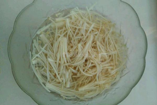拌金针菇的做法图解4