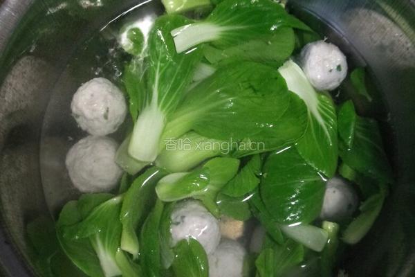 青菜鸡蛋肉丸汤的做法图解9