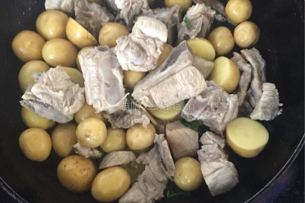 排骨炖土豆的做法图解4