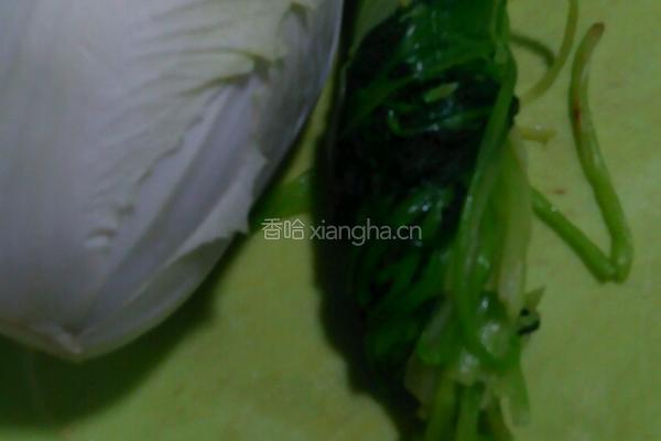 牛肉煎饺的做法图解1