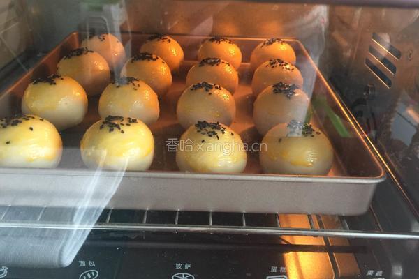蛋黄酥的做法图解27