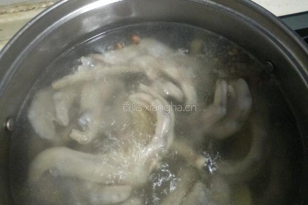 卤鸭掌的做法图解2