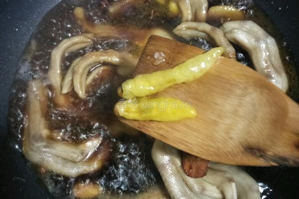 卤鸭掌的做法图解8