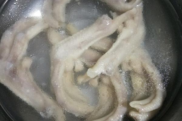 泡鸭爪的做法图解5