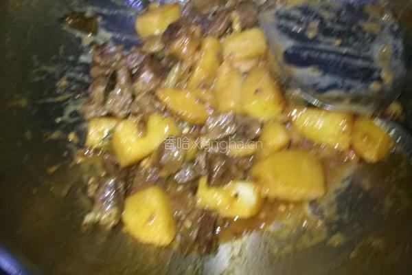 土豆烧牛肉的做法图解7