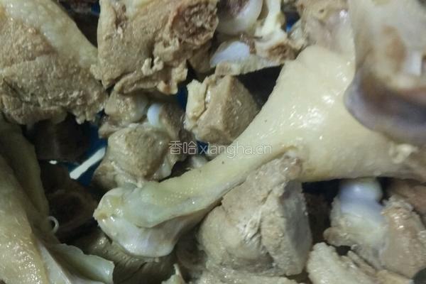 酱香鸭肉的做法图解1