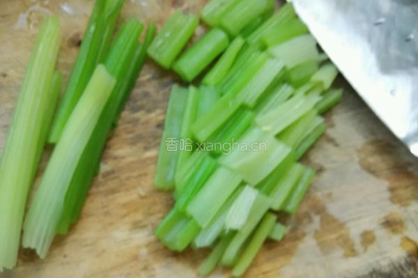 芹菜肉馅锅贴的做法图解12