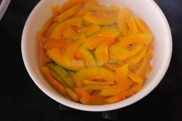 紫薯葡萄红枣南瓜包的做法图解1