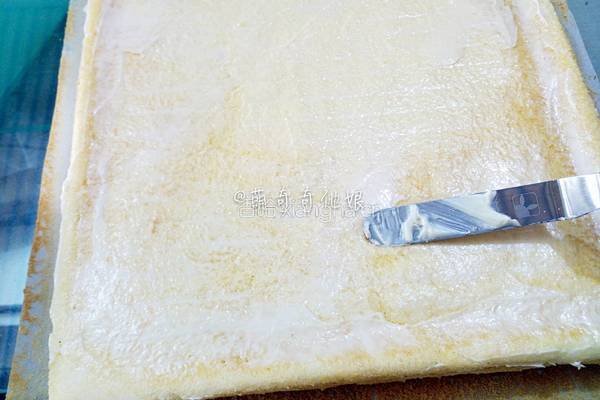 葱香肉松蛋糕卷的做法图解18