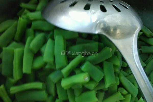 豆角炒肉丝的做法图解9