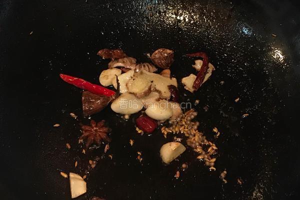 卤牛肉的做法图解3