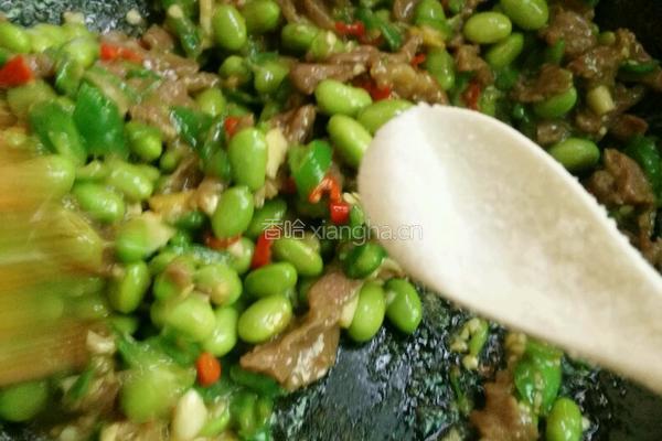 青豆炒牛肉的做法图解7
