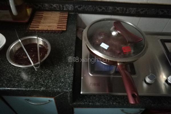 自制加厚牛扒汉堡的做法图解2