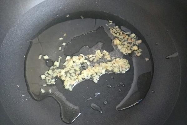 娃娃菜炖冻豆腐的做法图解2