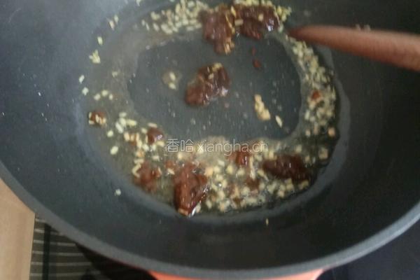 娃娃菜炖冻豆腐的做法图解3