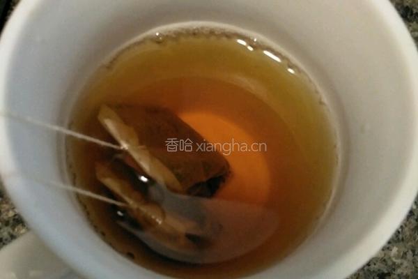 港式奶茶的做法图解3