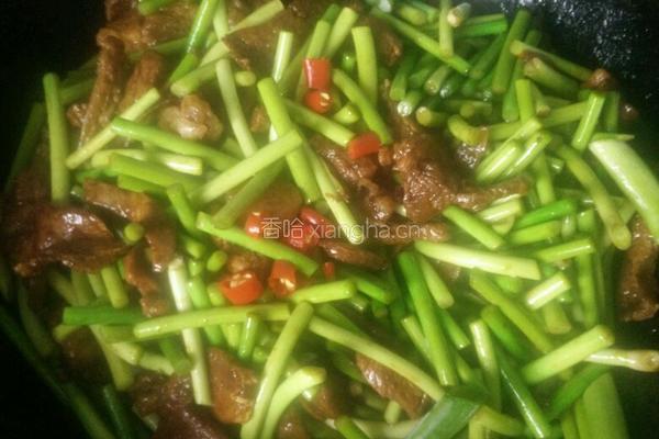 肉片炒蒜薹的做法图解6