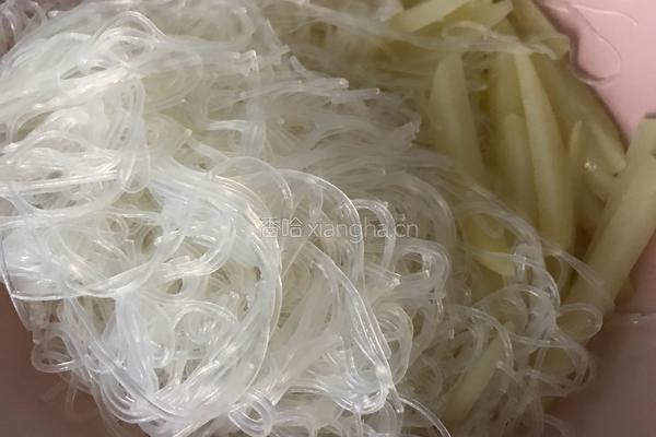 土豆拌粉丝的做法图解3