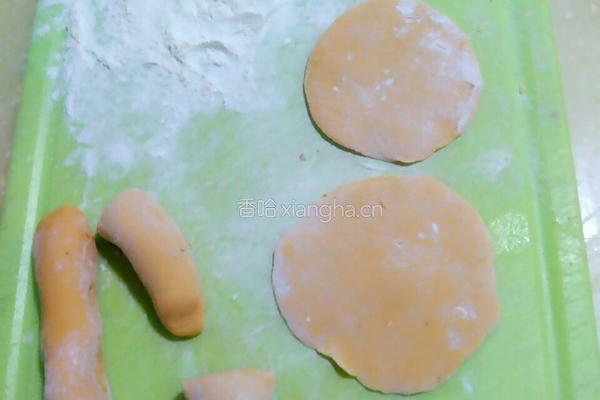 红薯豆沙饼的做法图解7