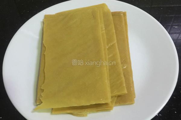 豆香腐皮卷的做法图解1