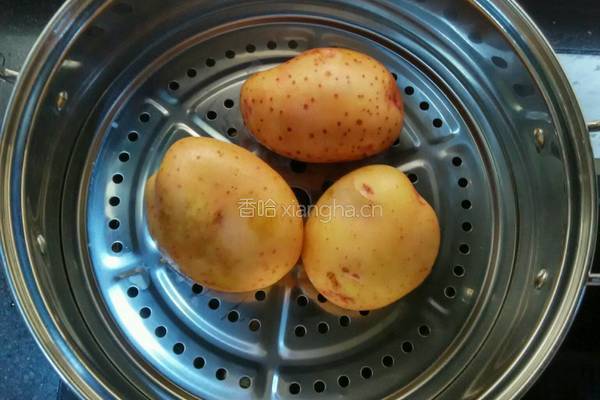 什锦土豆塔的做法图解2