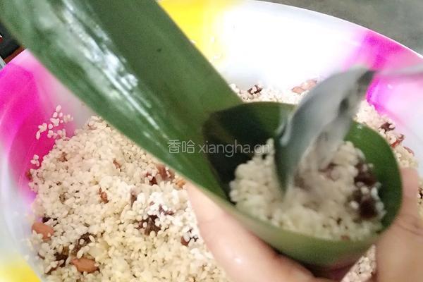 腊肉粽子的做法图解5
