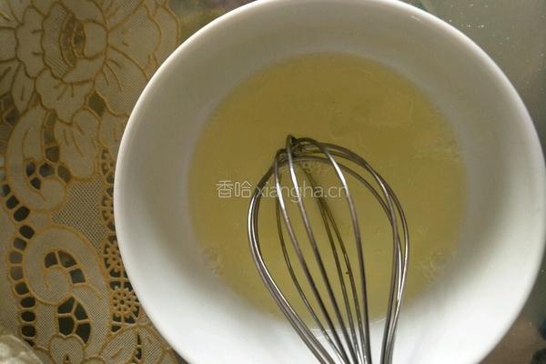 蛋白椰蓉球的做法图解2