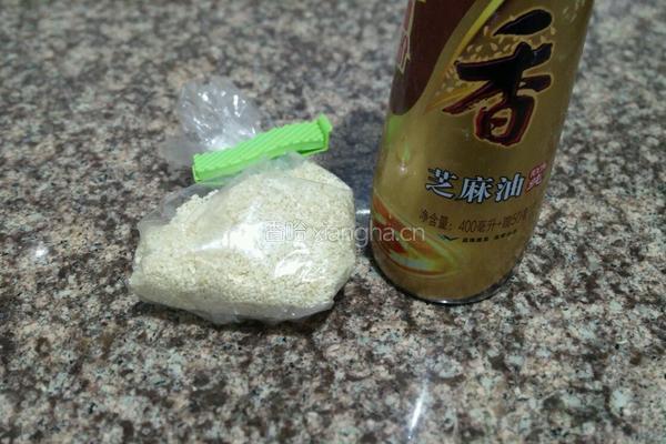自制芝麻酱的做法图解1