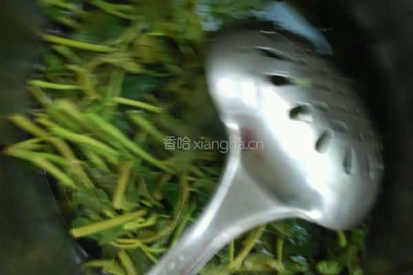 香椿炒鸡蛋的做法图解7