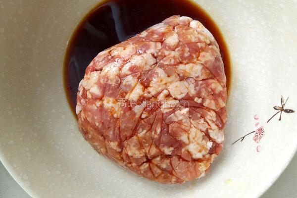 茭瓜猪肉包子馅的做法图解4