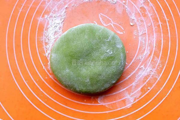 手擀菠菜面的做法图解6
