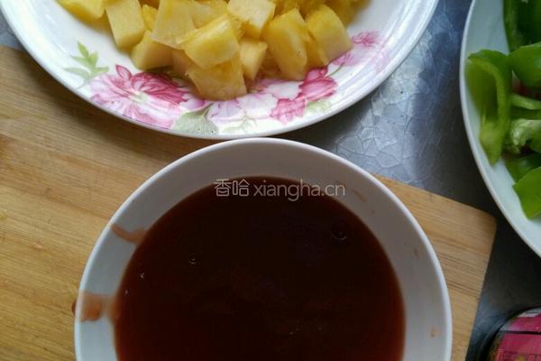 菠萝咕噜肉的做法图解5