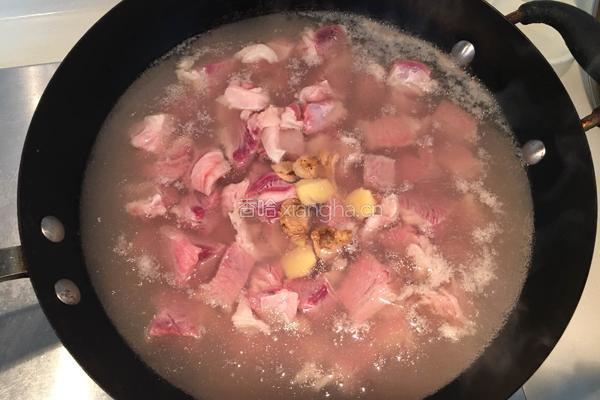 红烧牛肉块的做法图解3
