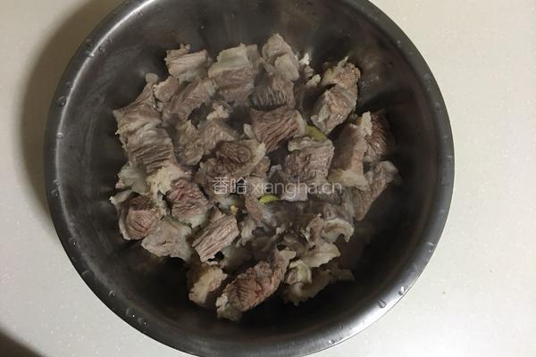 红烧牛肉块的做法图解4