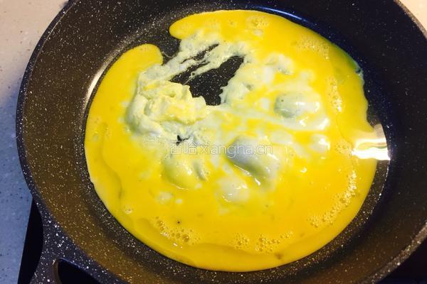 培根鸡蛋炒瓜片的做法图解8
