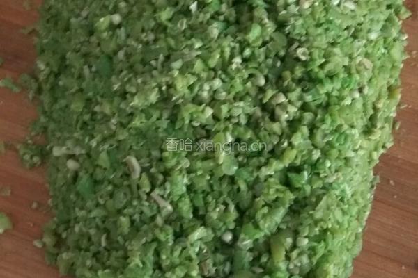 豆角猪肉饺子馅的做法图解2