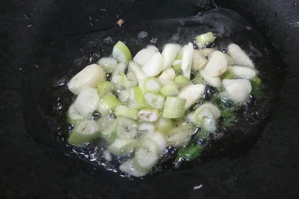 老屋私房菜茼蒿虾米打卤面的做法图解6