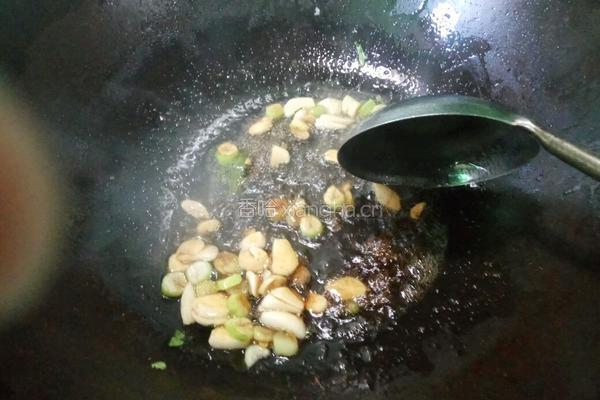 老屋私房菜茼蒿虾米打卤面的做法图解7