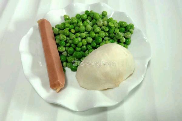 凉薯豌豆炒火腿的做法图解1