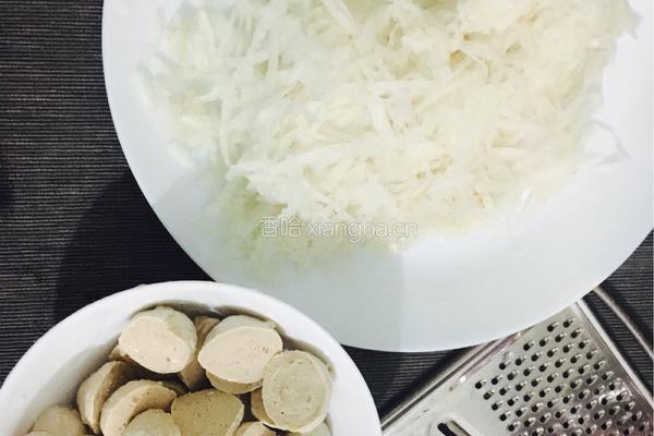 简易肉丸萝卜丝汤的做法图解2